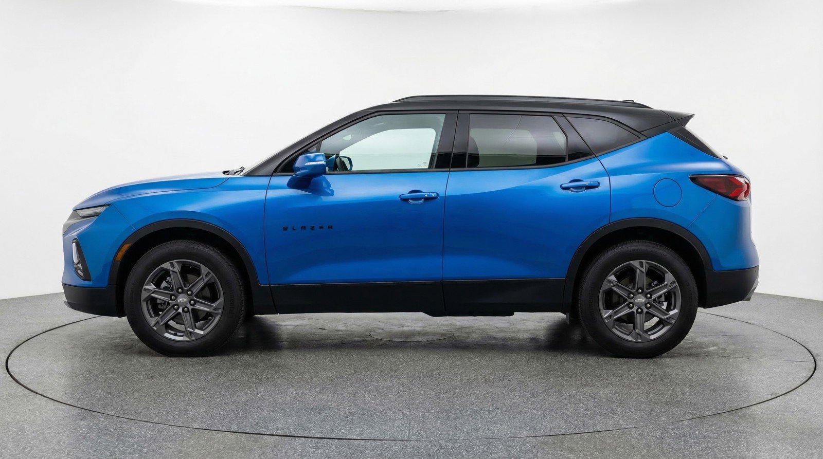 Used 2025 Chevrolet Blazer LT image 5