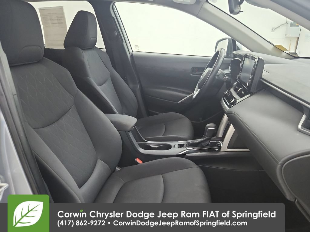 Used 2022 Toyota Corolla Cross LE FWD image 33