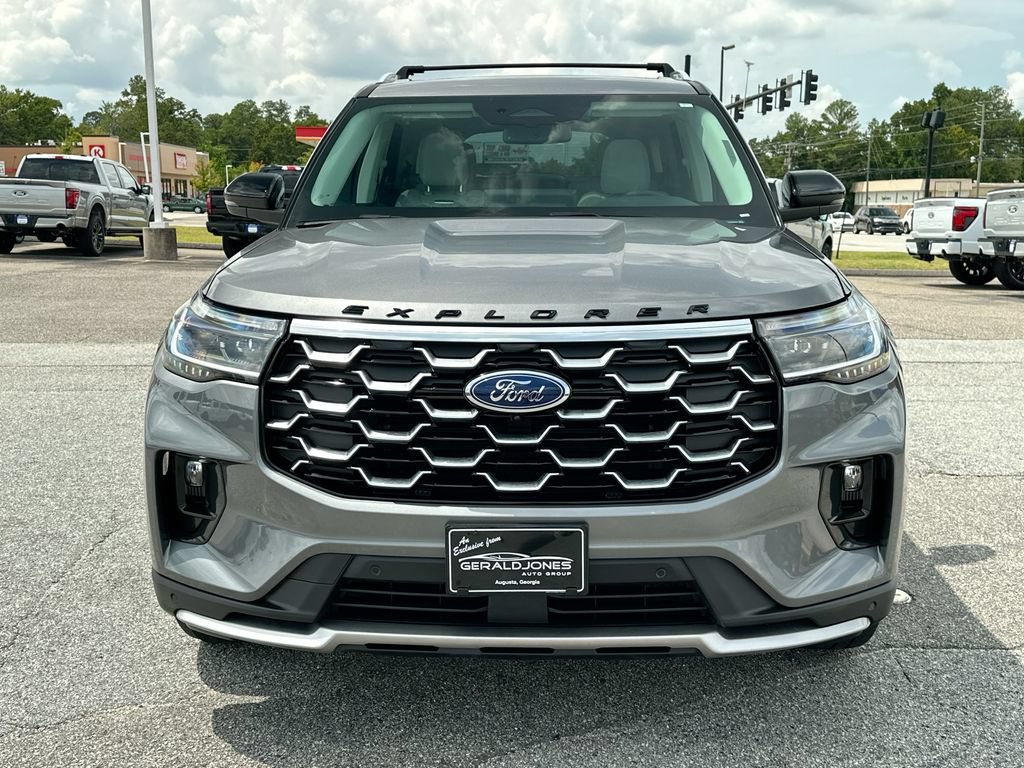 Used 2025 Ford Explorer Platinum w/ Ultimate Package AWD/4WD image 5