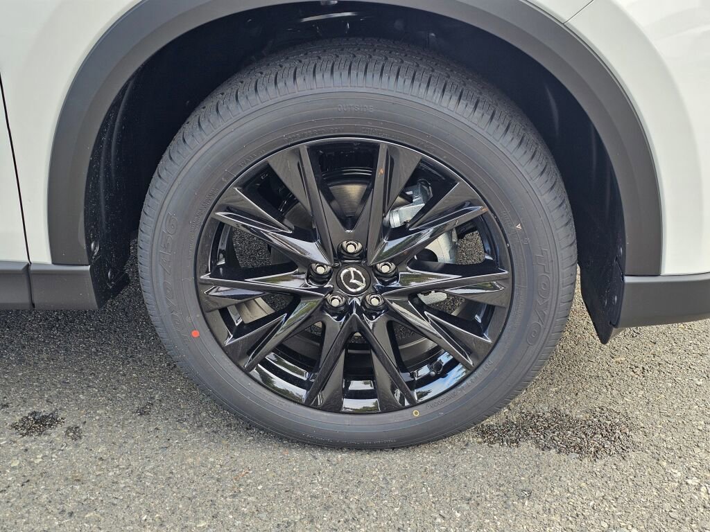 New 2025 MAZDA CX-5 Carbon Edition image 32