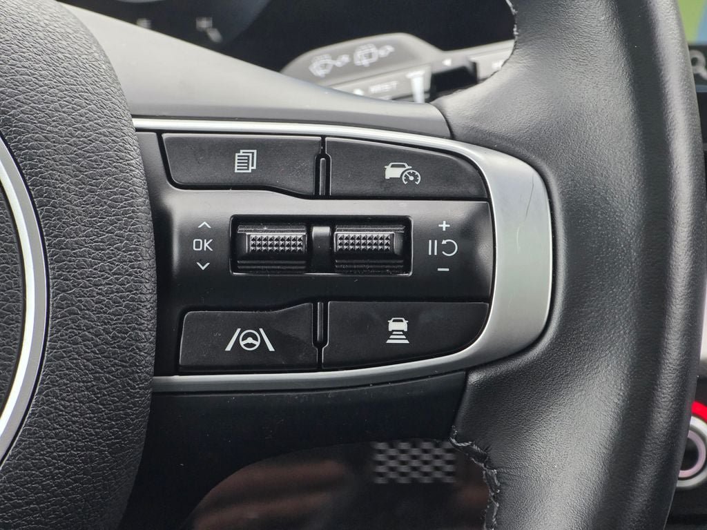 Used 2023 Kia Sportage SX FWD image 16