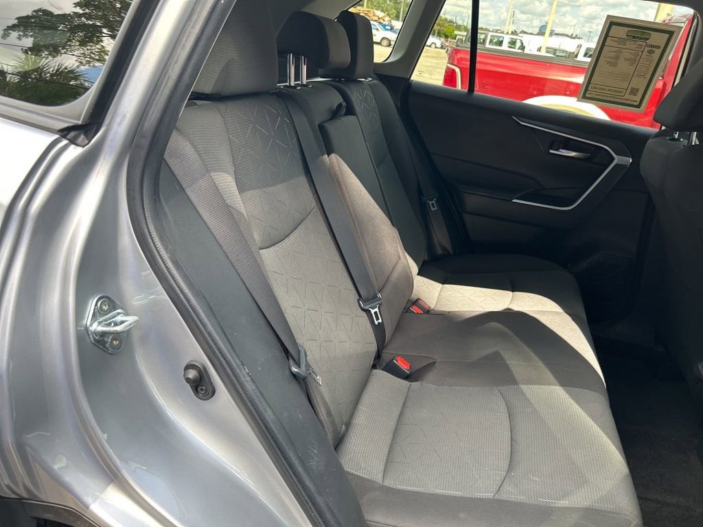 Used 2024 Toyota RAV4 XLE image 27