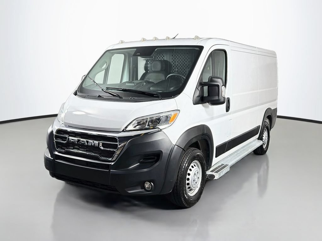 Used 2025 RAM ProMaster 2500 w/ U-Haul Equipment Group FWD image 3