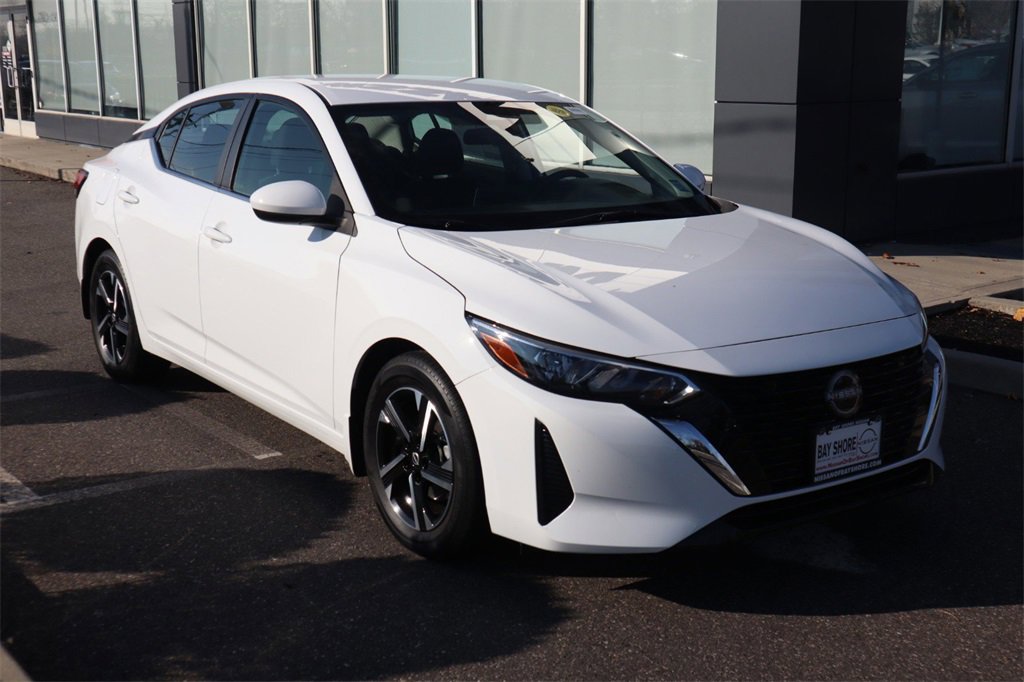 Certified 2025 Nissan Sentra SV image 2