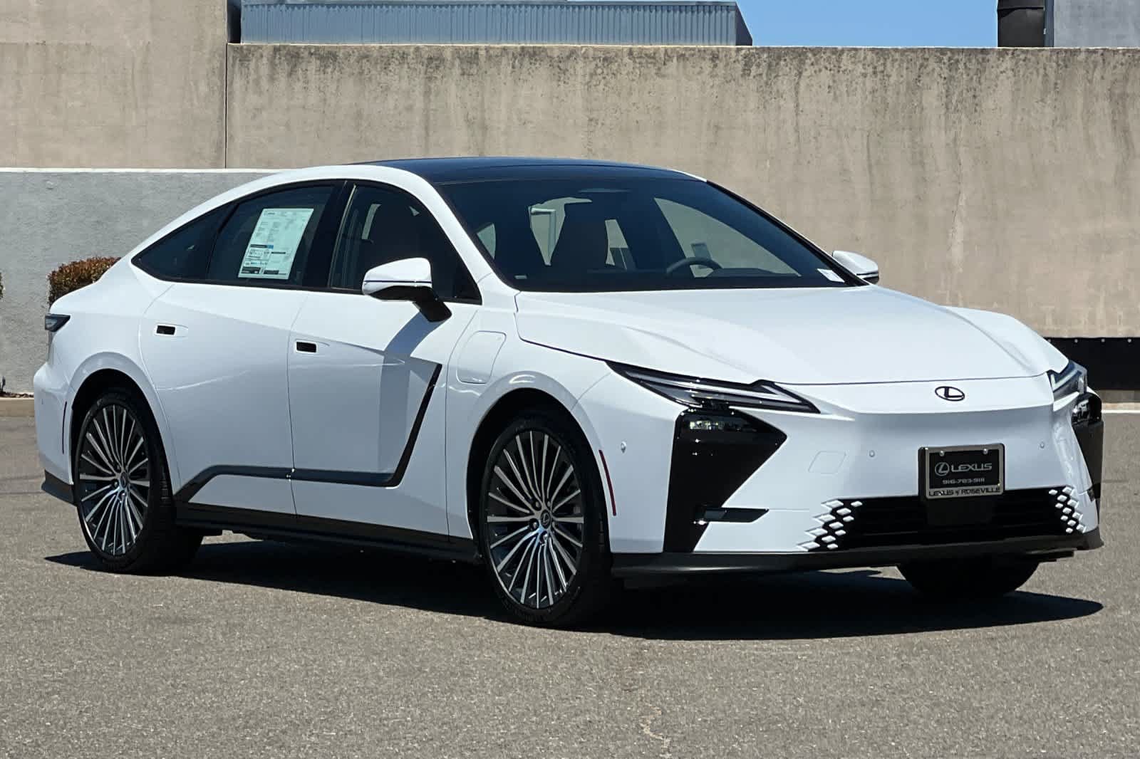 New 2026 Lexus ES 350e w/ Cold Area Package FWD image 5