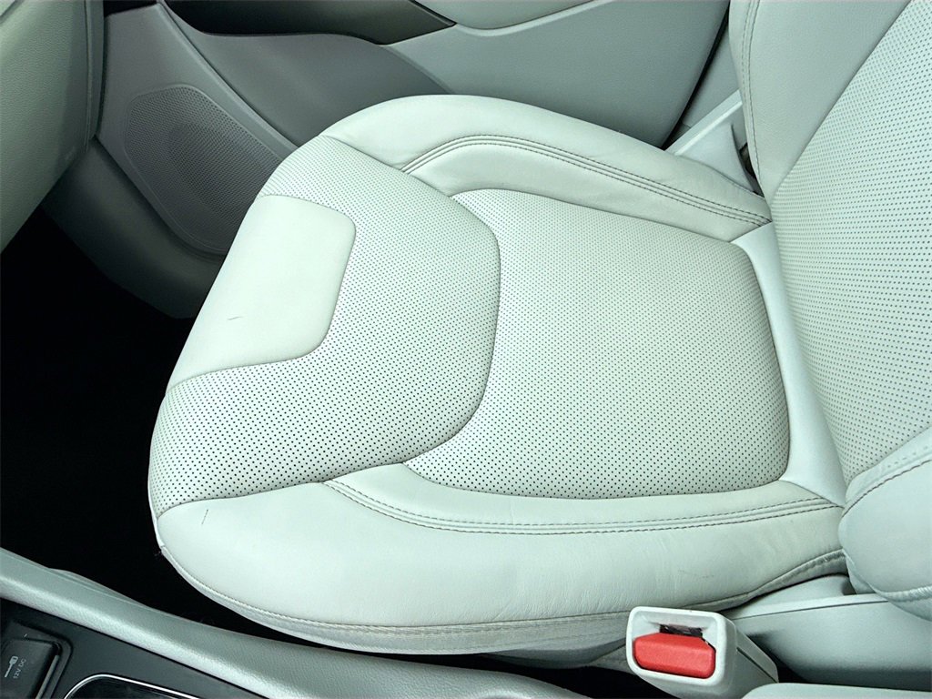 Used 2020 Jeep Cherokee Limited image 22