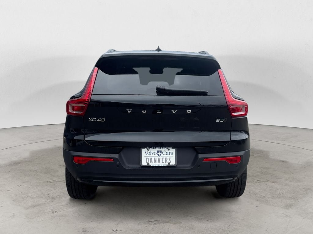 New 2026 Volvo XC40 B5 Plus w/ Protection Package Premier AWD/4WD image 4