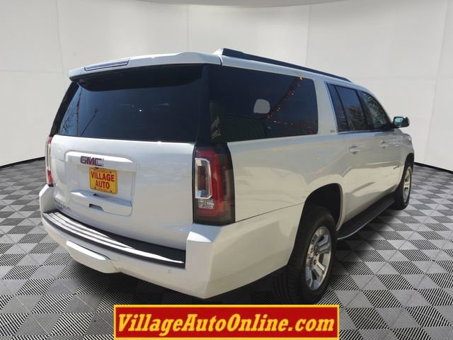 Used 2017 GMC Yukon XL SLT AWD/4WD image 16