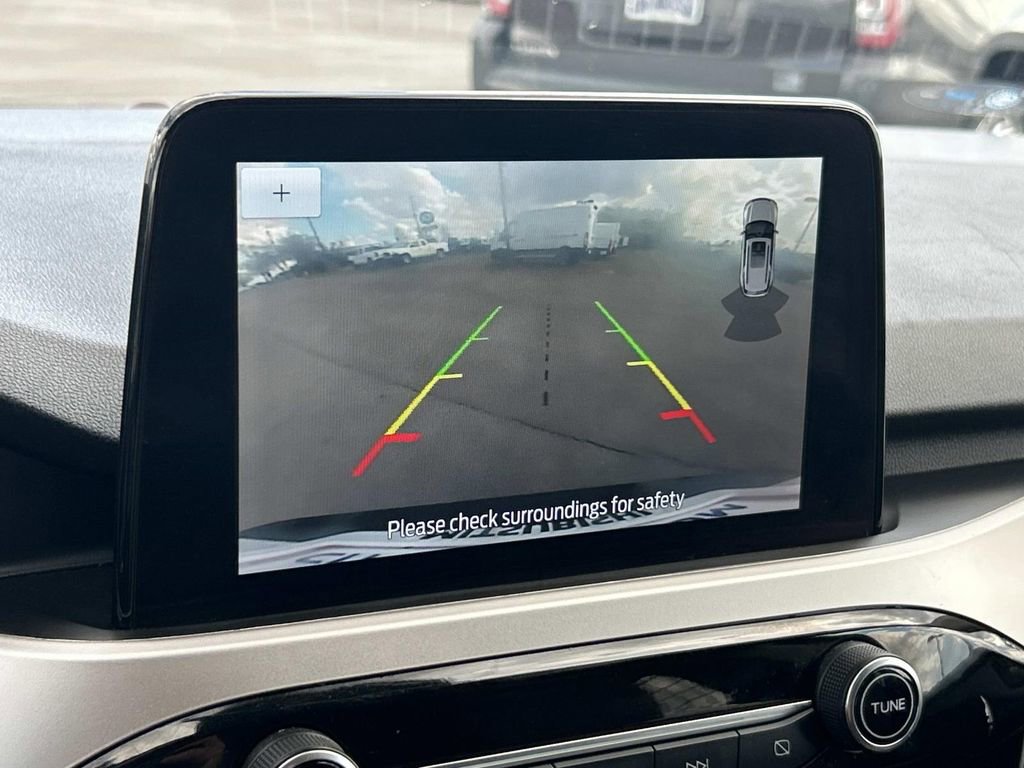 Used 2020 Ford Escape SE FWD image 29
