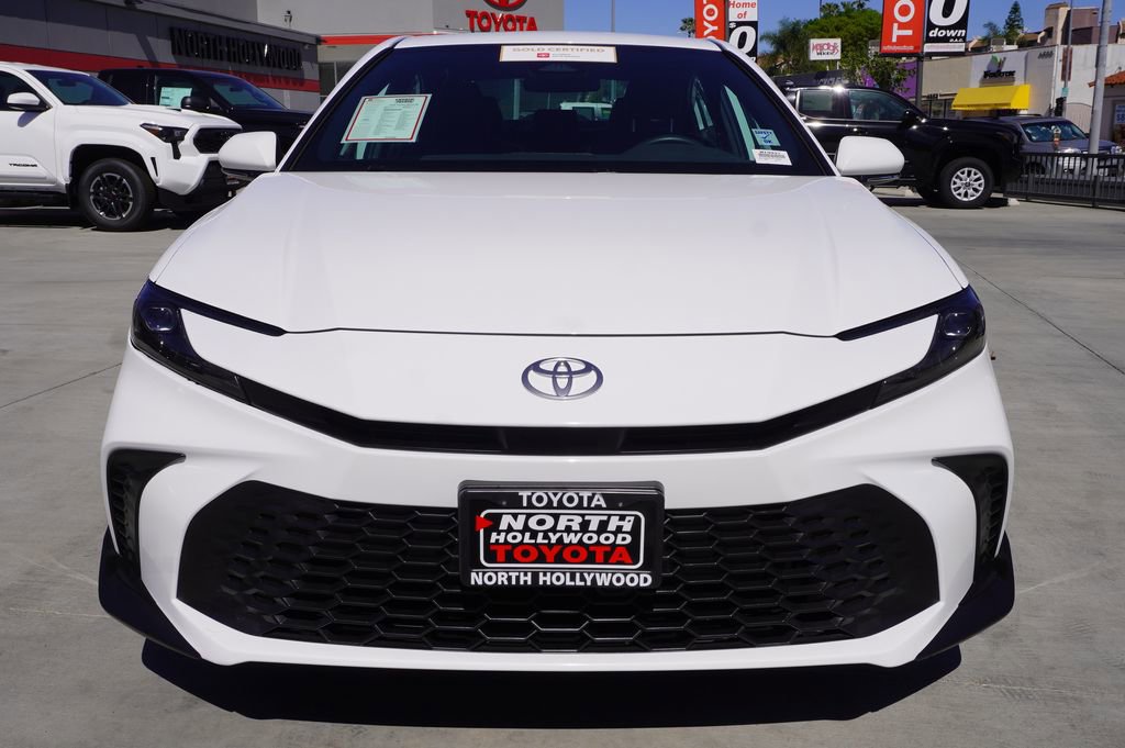 Certified 2025 Toyota Camry SE image 3