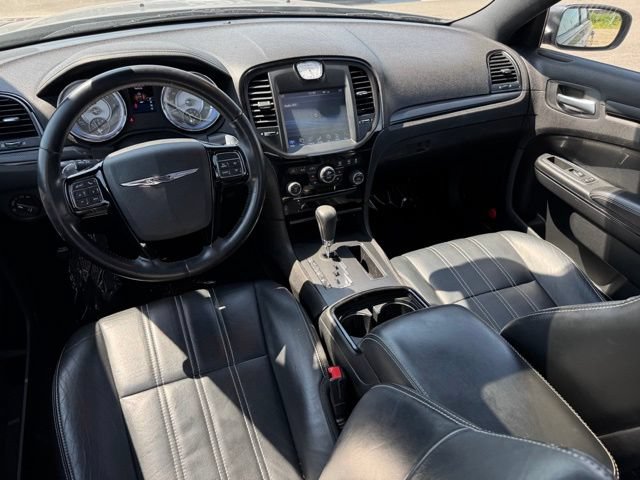 Used 2014 Chrysler 300 S AWD/4WD image 12
