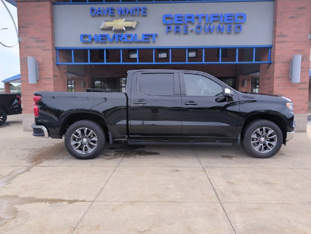 Used 2025 Chevrolet Silverado 1500 LT AWD/4WD image 10