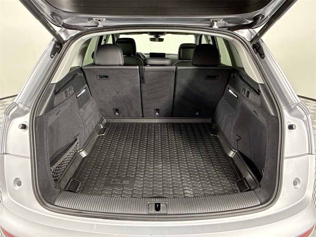 Used 2021 Audi Q5 2.0T Premium Plus w/ Premium Plus Package image 26