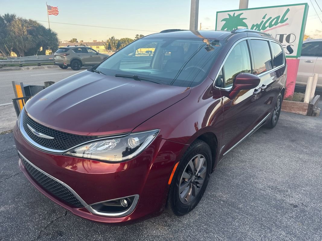 Used 2019 Chrysler Pacifica Touring-L Plus