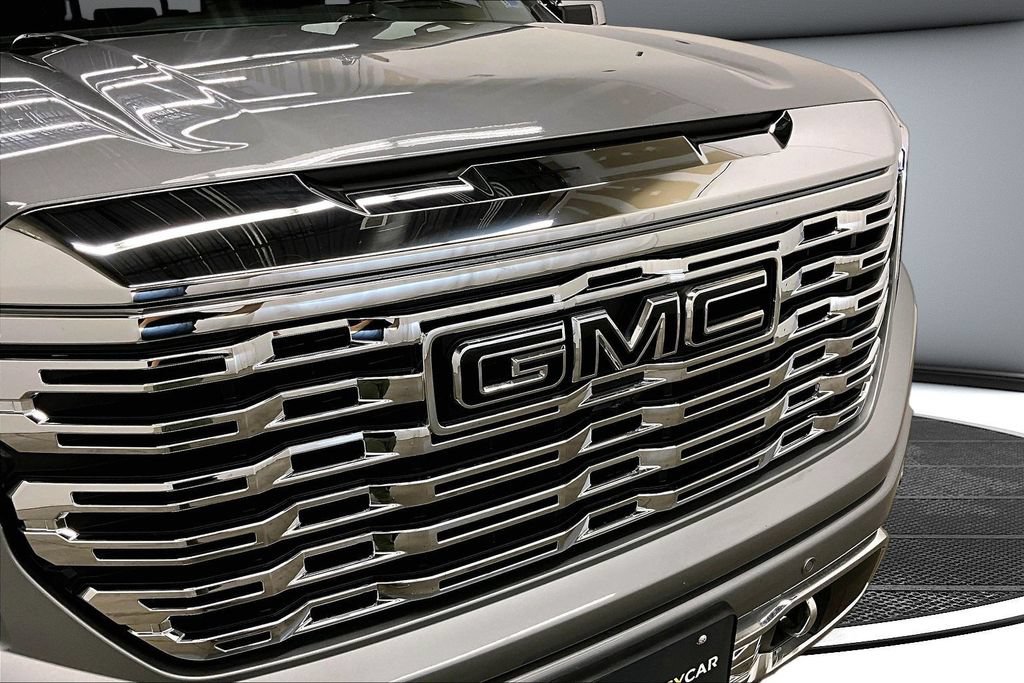 Used 2024 GMC Sierra 1500 Denali w/ Technology Package AWD/4WD image 32