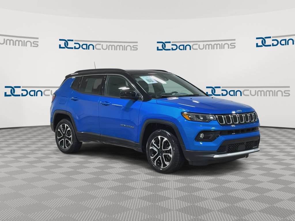 Used 2024 Jeep Compass Limited w/ Sun and Sound Group AWD/4WD image 2