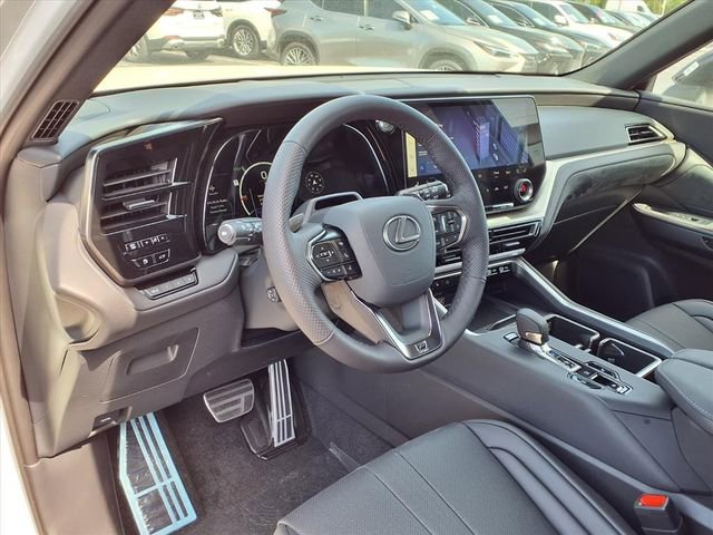 New 2026 Lexus TX 500h AWD image 14