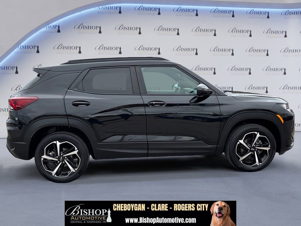 Used 2023 Chevrolet TrailBlazer RS w/ Convenience Package AWD/4WD image 18