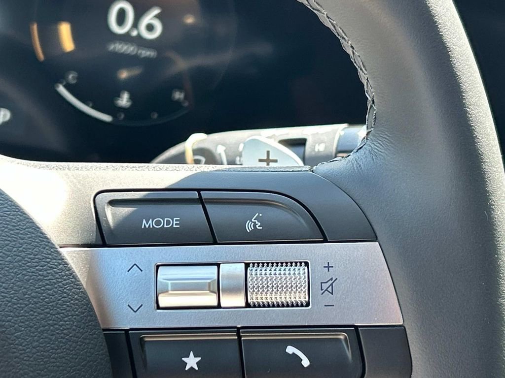 New 2025 Hyundai Tucson Limited AWD/4WD image 30