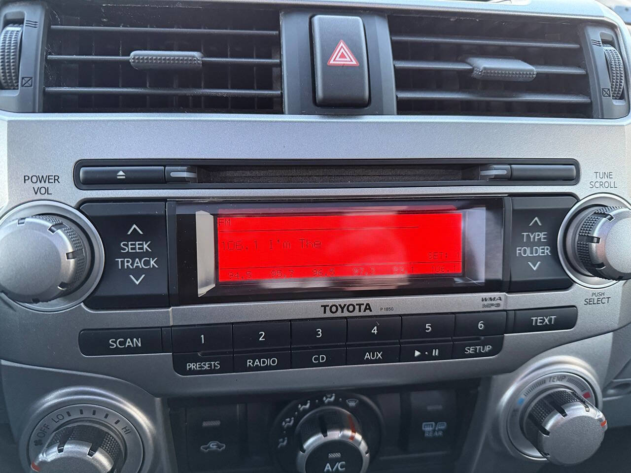 Used 2011 Toyota 4Runner SR5 w/ Convenience Pkg AWD/4WD image 17