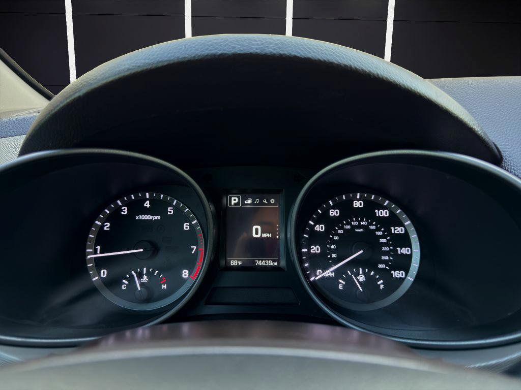 Used 2017 Hyundai Santa Fe Sport image 17