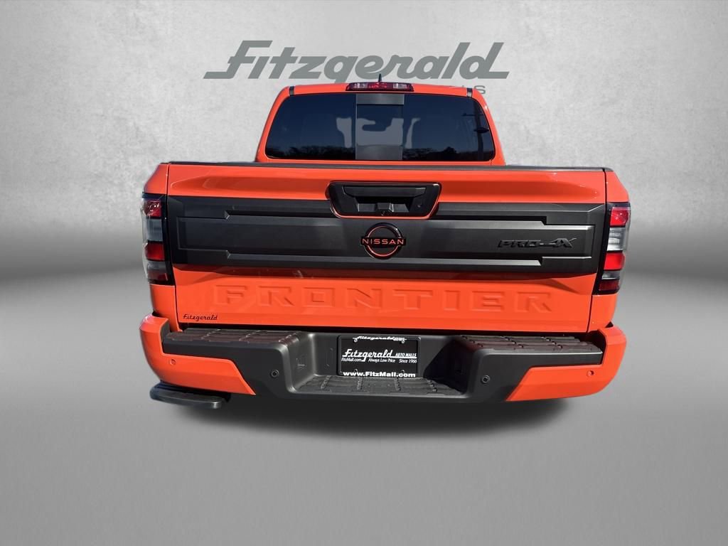 New 2025 Nissan Frontier PRO-4X w/ Interior Protection Package image 6