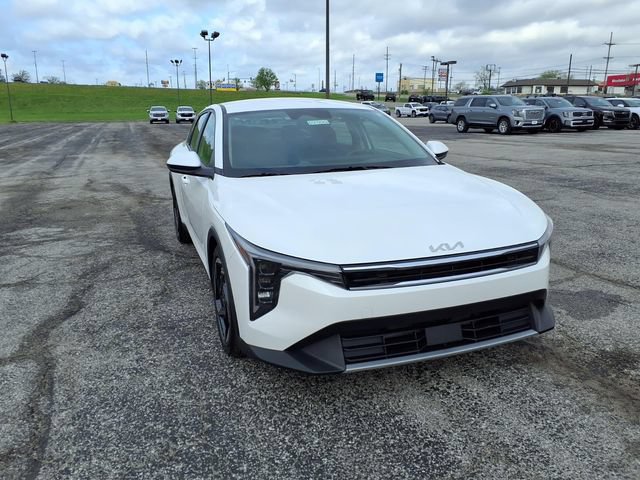 Used 2025 Kia K4 GT-Line Turbo FWD image 4