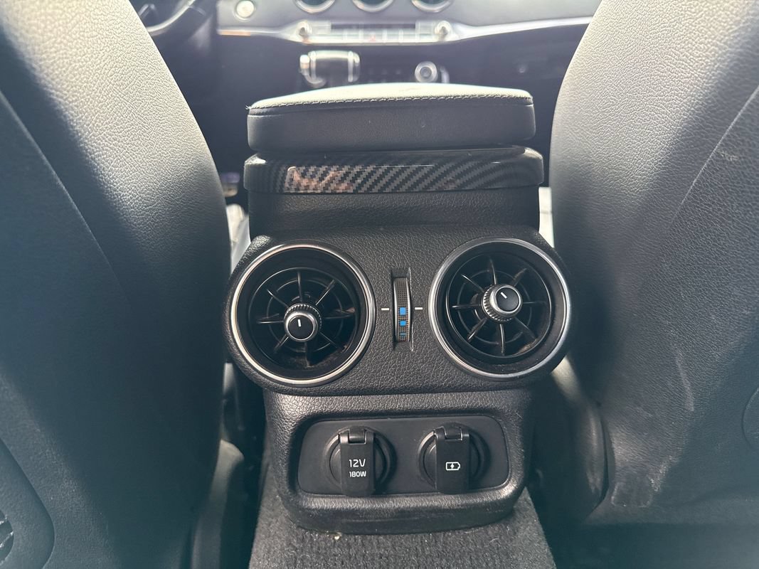 Used 2019 Kia Stinger GT1 AWD/4WD image 42