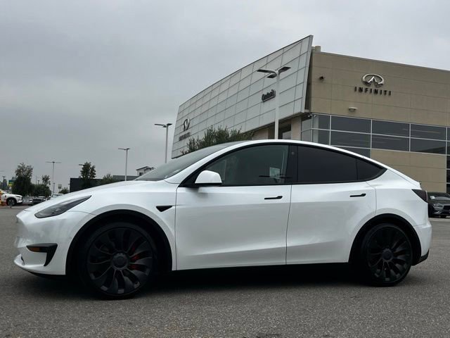 Used 2022 Tesla Model Y Performance AWD/4WD image 2