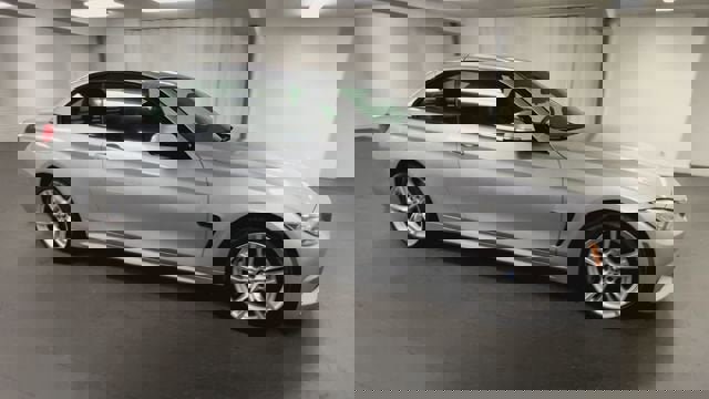 Used 2016 BMW 435i xDrive Convertible image 2