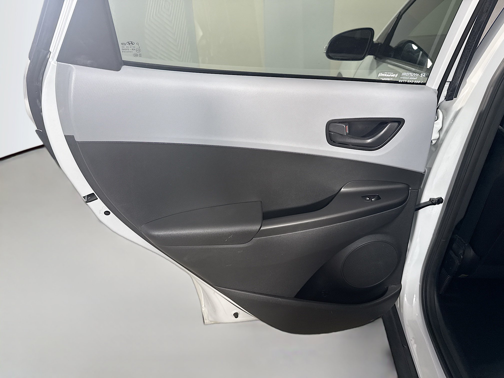 Used 2020 Hyundai Kona SEL FWD image 26