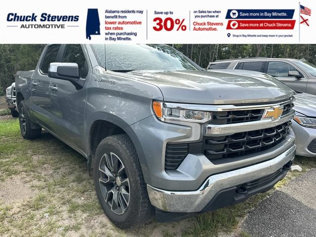 Used 2023 Chevrolet Silverado 1500 LT w/ Leather Package AWD/4WD image 3