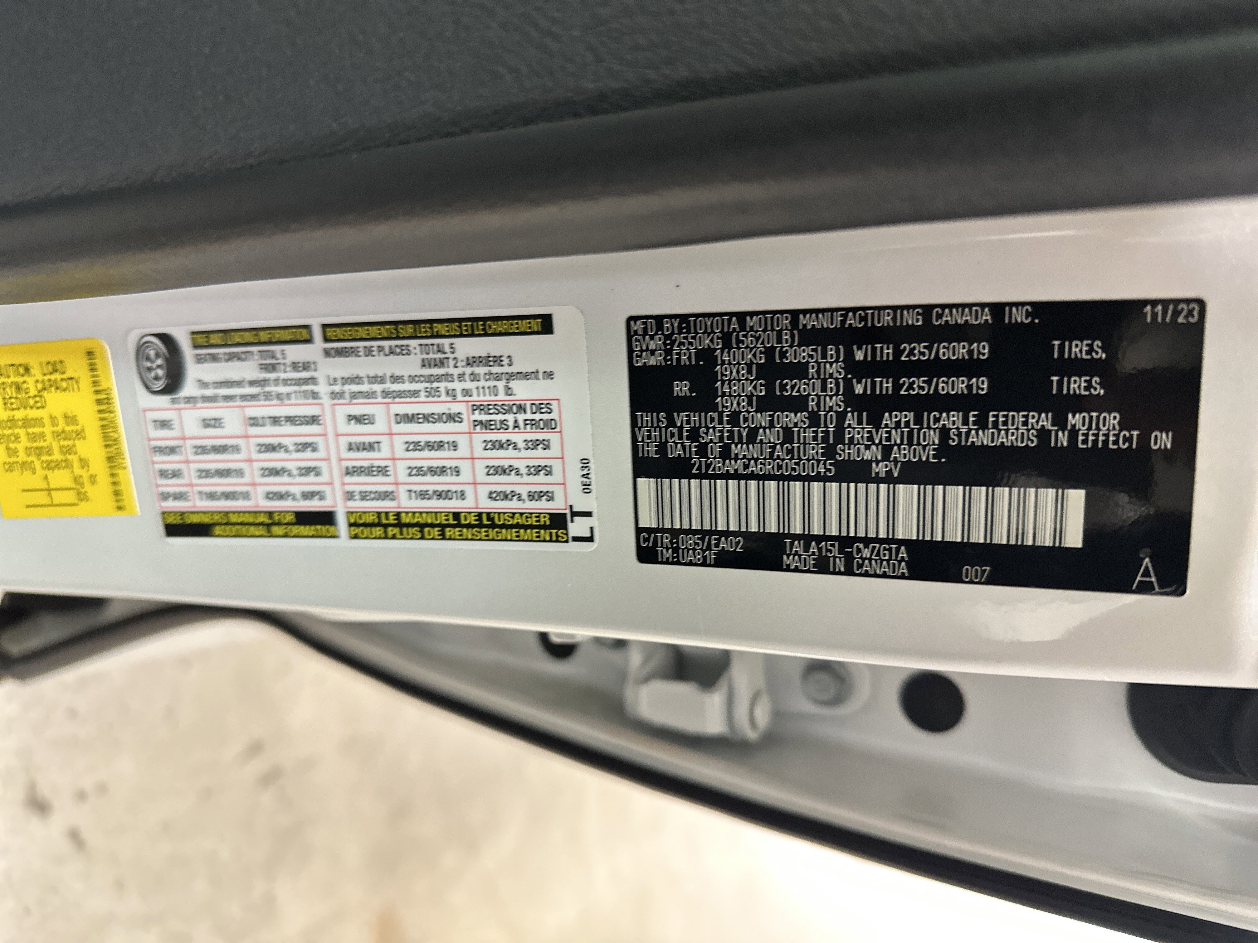 Certified 2024 Lexus RX 350 Premium w/ Cold Area Package AWD/4WD image 35