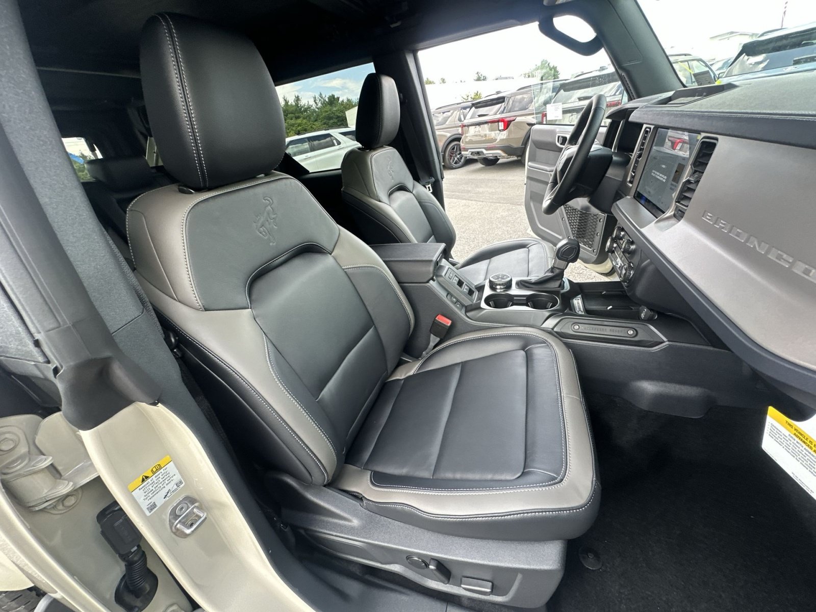New 2026 Ford Bronco Outer Banks AWD/4WD image 34