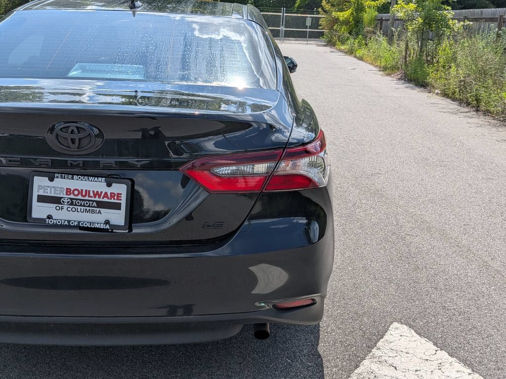 Used 2024 Toyota Camry LE w/ Convenience Package FWD image 8