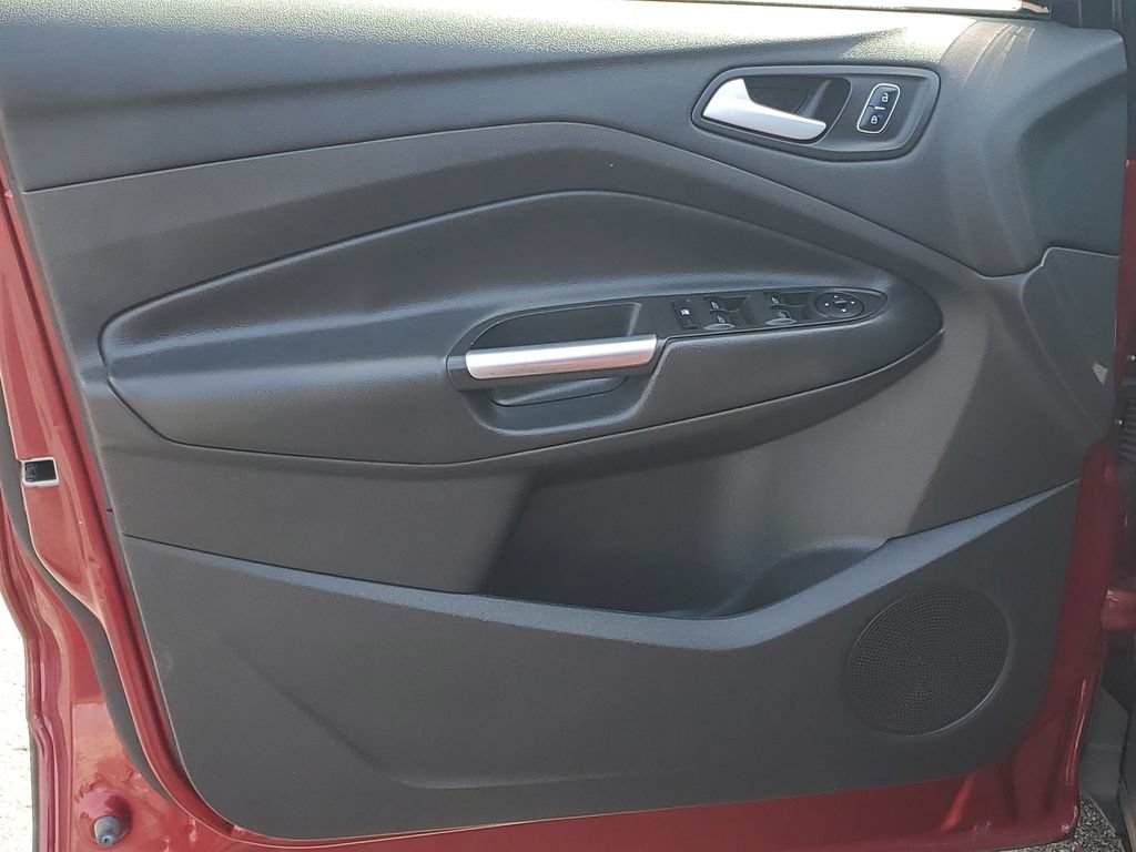 Used 2018 Ford Escape SEL AWD/4WD image 5