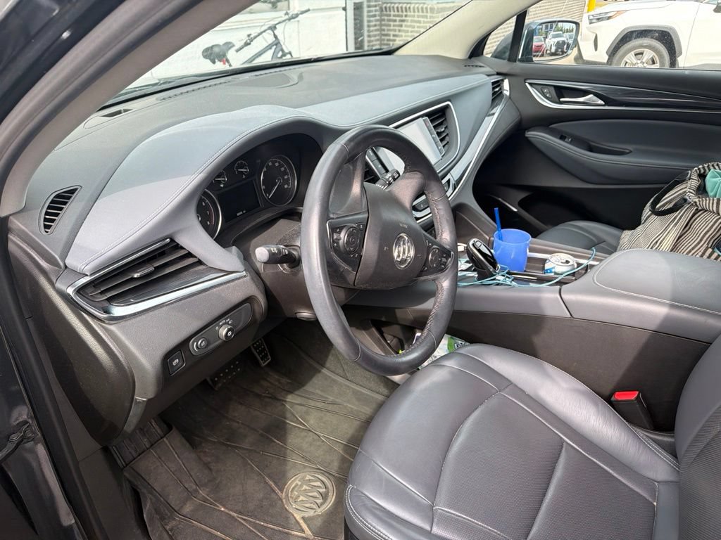 Used 2018 Buick Enclave Premium AWD/4WD image 7