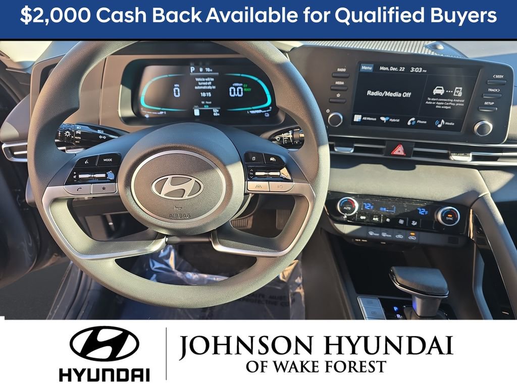 New 2026 Hyundai Elantra Blue image 24