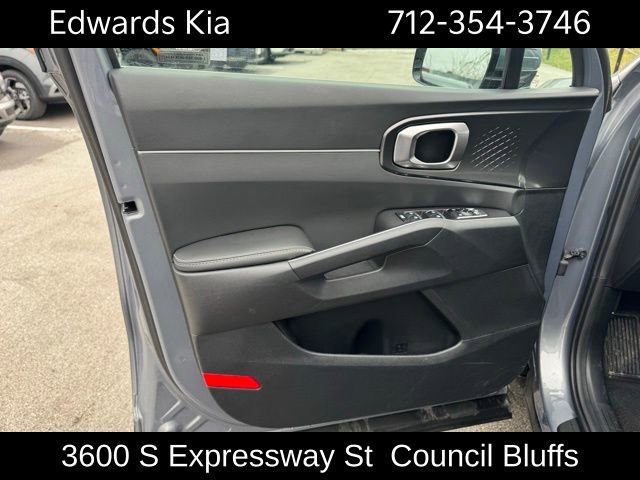 New 2025 Kia Sorento S w/ Panoramic Sunroof Package FWD image 17