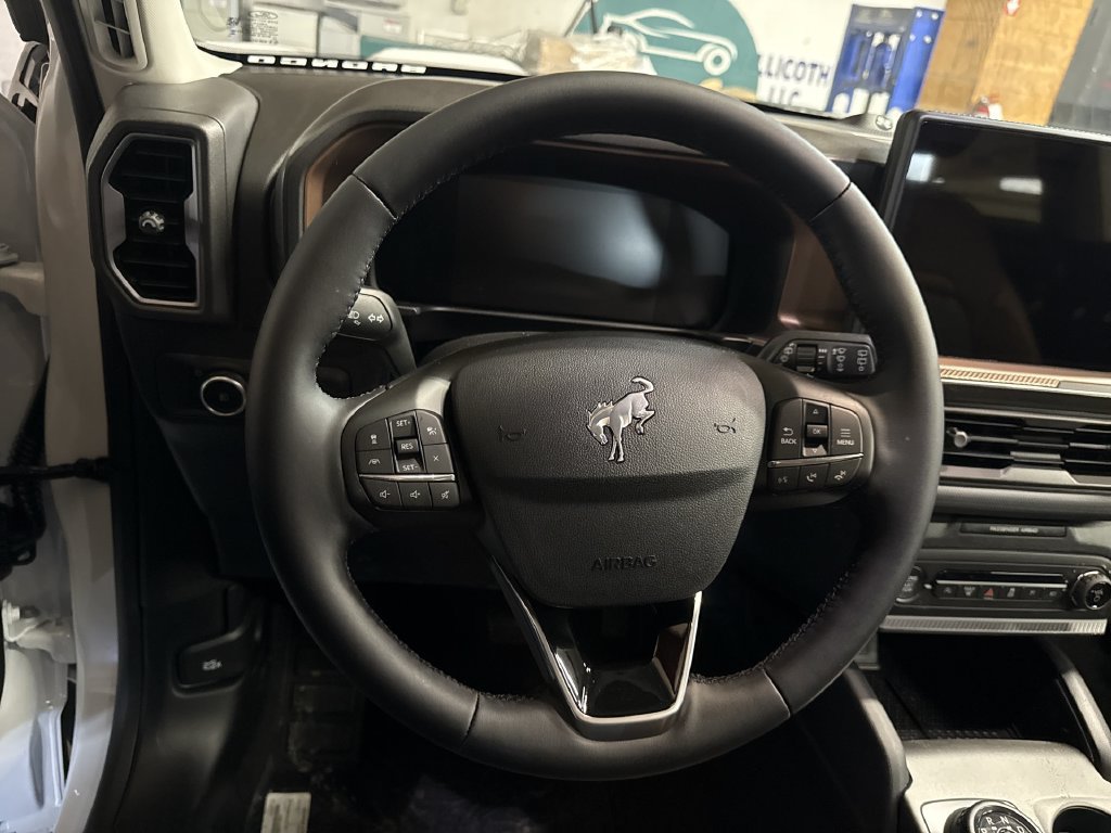 New 2026 Ford Bronco Sport Outer Banks w/ Outer Banks Tech Package+ AWD/4WD image 11
