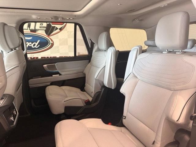 New 2027 Ford Expedition Platinum w/ Platinum Ultimate Package AWD/4WD image 23