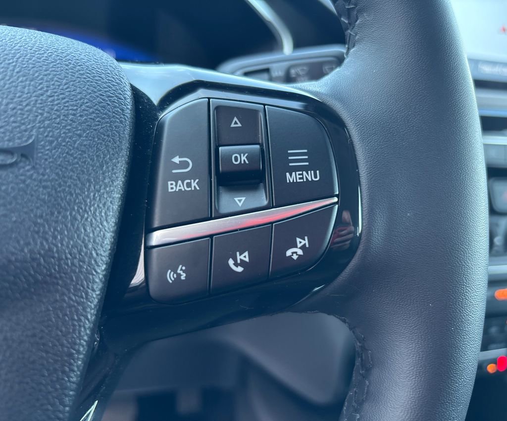 Used 2022 Ford Escape Titanium image 28