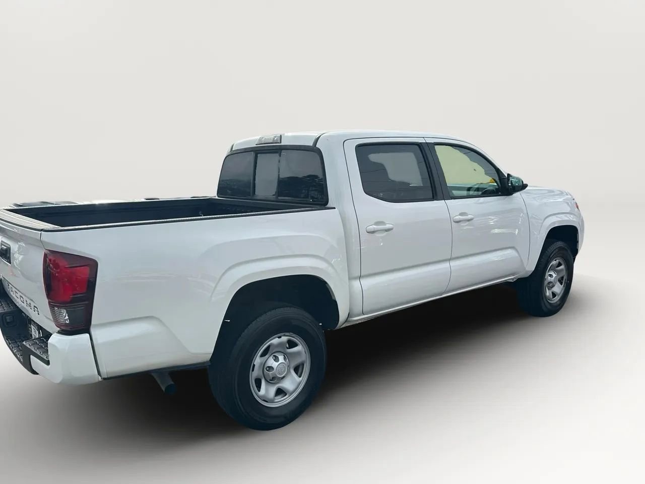 Used 2022 Toyota Tacoma SR w/ SR Convenience Package image 7