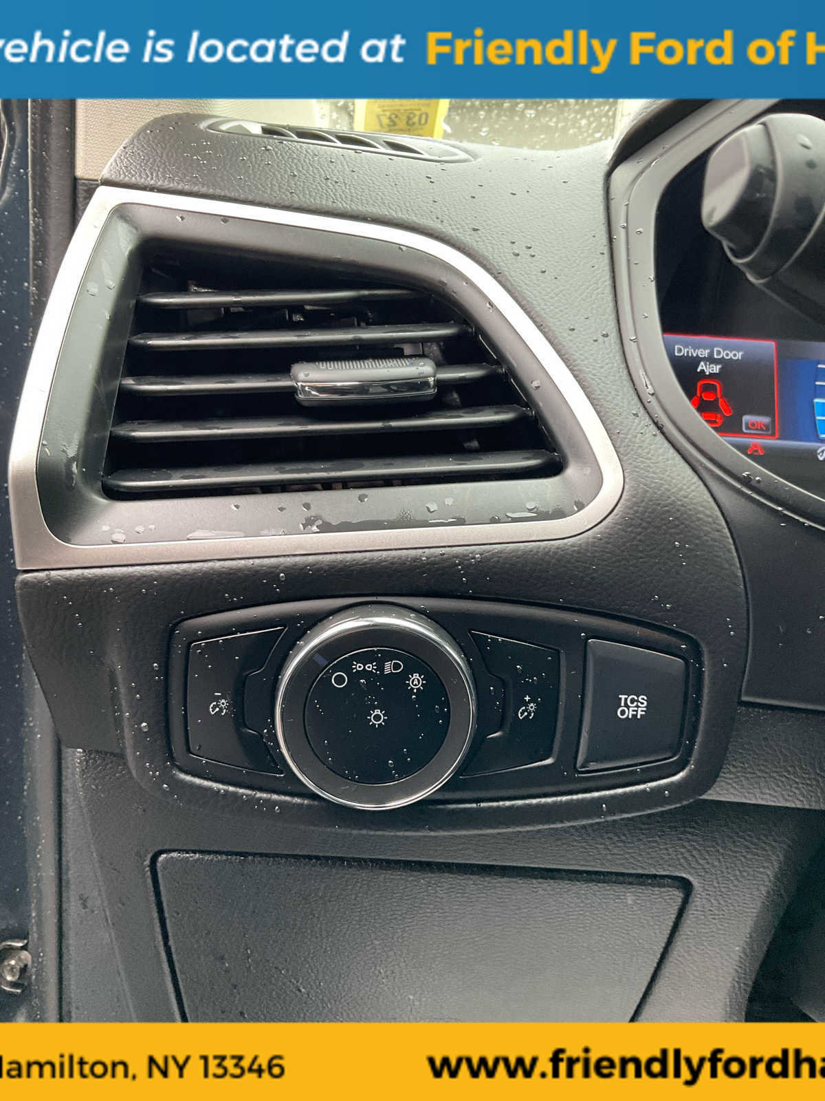 Used 2024 Ford Edge SEL image 38