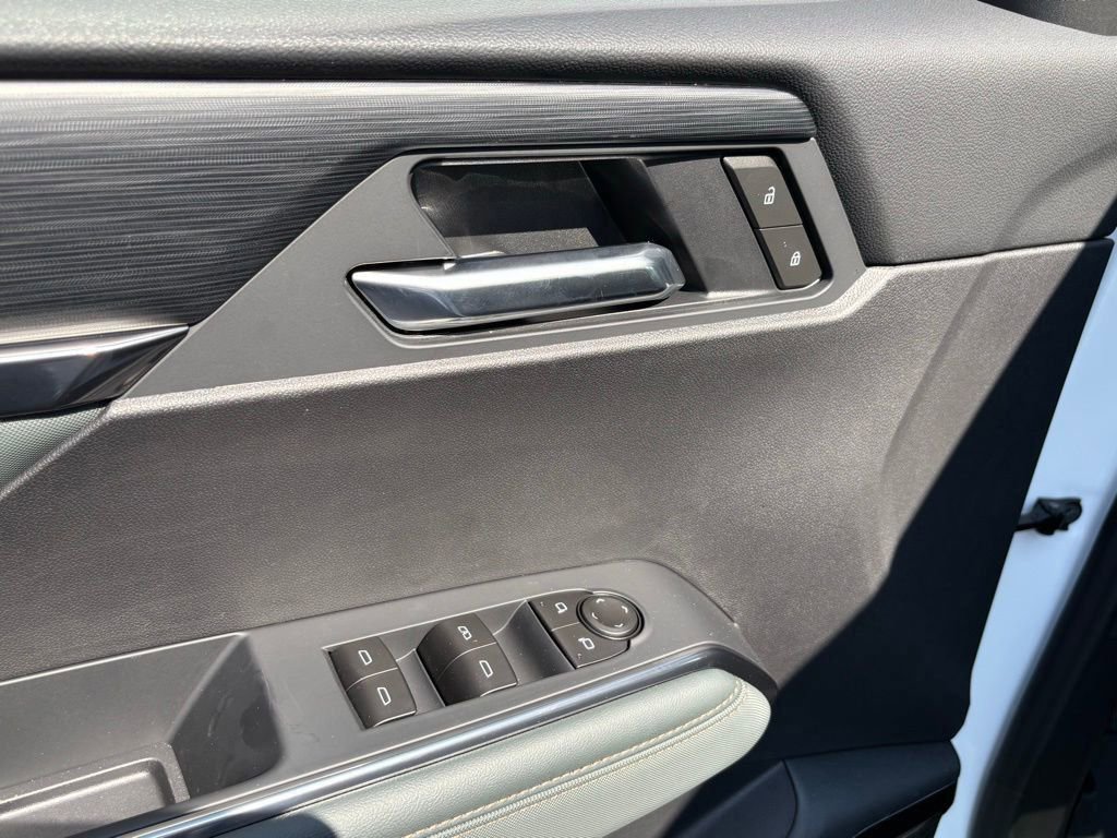 New 2026 GMC Acadia AT4 w/ Super Cruise Package image 24