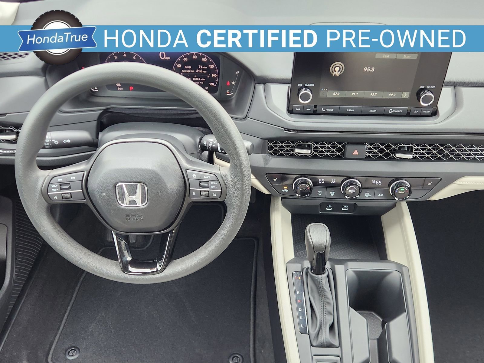 Used 2025 Honda Accord SE image 32