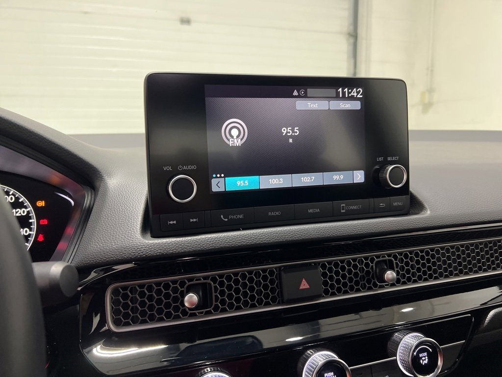 Used 2025 Honda Civic Sport image 17