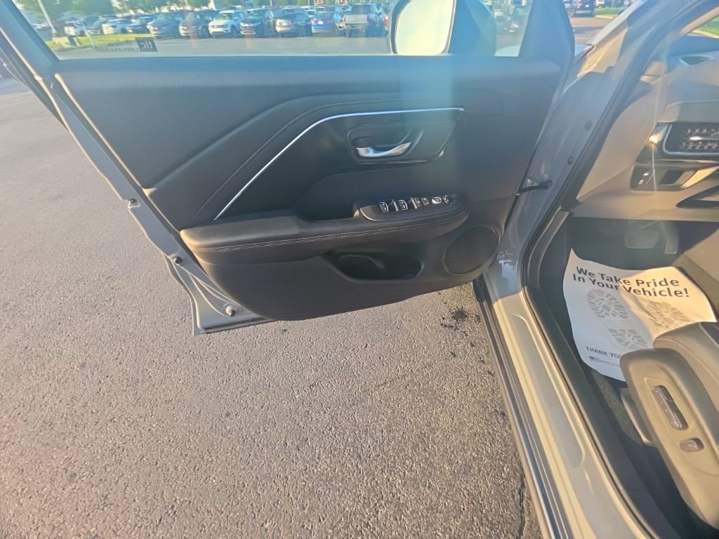 Used 2025 Acura ADX AWD image 12