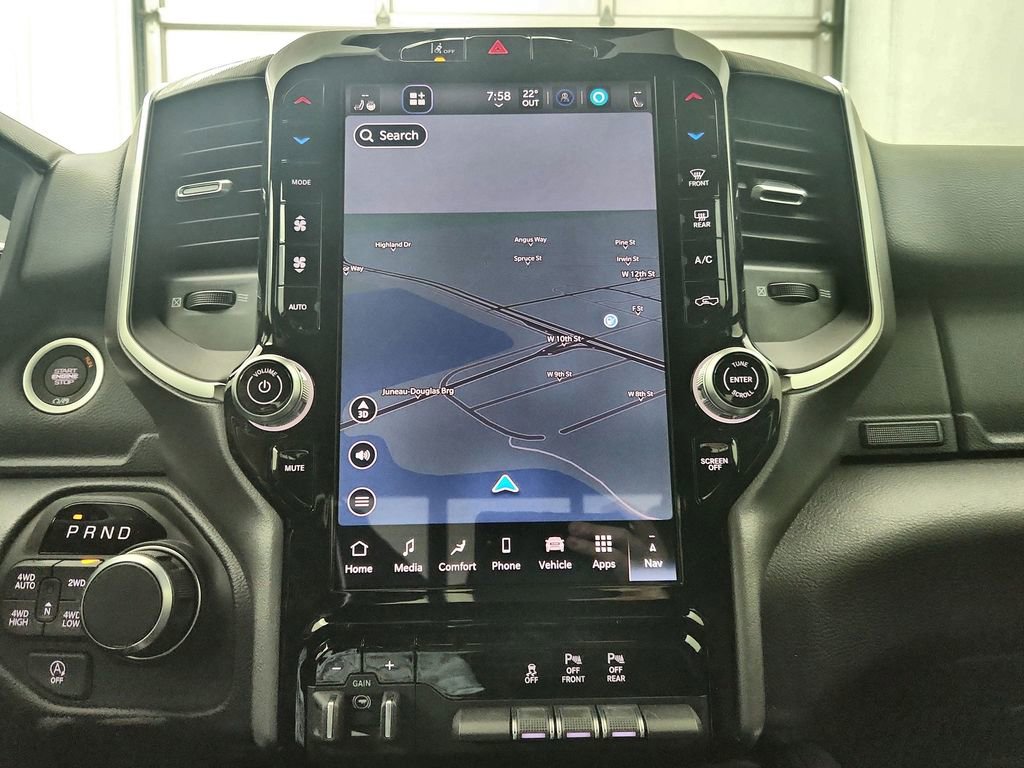 New 2026 RAM 1500 4x4 Crew Cab image 25