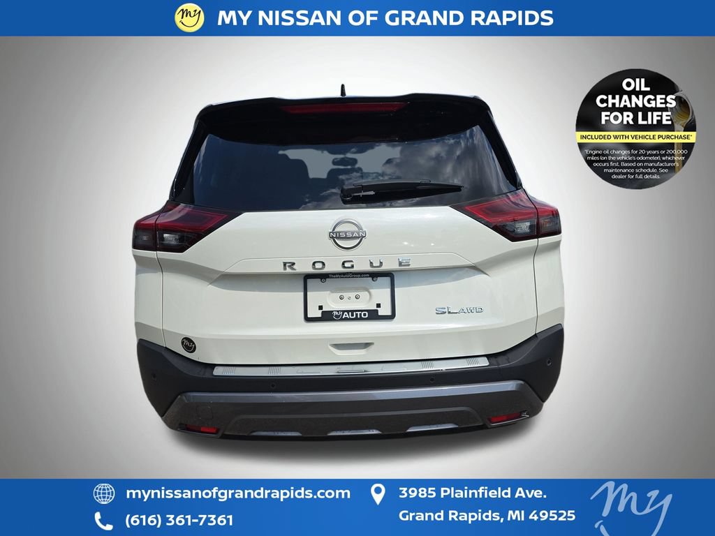 Used 2023 Nissan Rogue SL AWD/4WD image 7